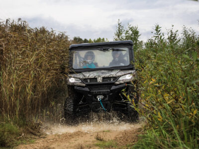 Гайд для новичков по управлению багги: что делать за рулем, как ехать по грязи и спускаться с горы