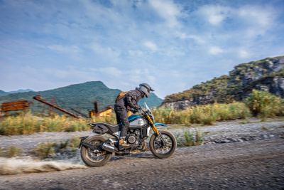 Мотоцикл CFMOTO 700CL-X Adventure (ABS)